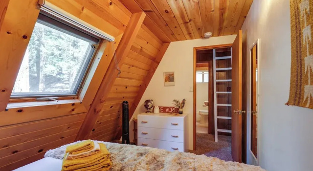 Decks, Grills + Fire Pit: Camp Connell Hideaway!, Забронировать Дом для отпуска Кэмп Коннелл штат Калифорния