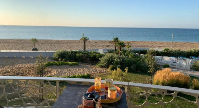 Апартаменты Le Rêve, les pieds dans l'eau, face à l'Ile de Ré