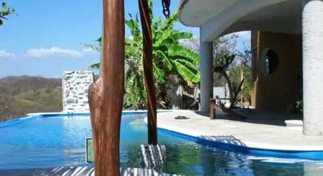 Claushaus, Book Villa Puerto Ángel Oaxaca