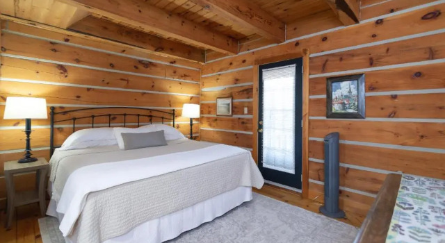 Люкс Bye the Bay Bed and Breakfast