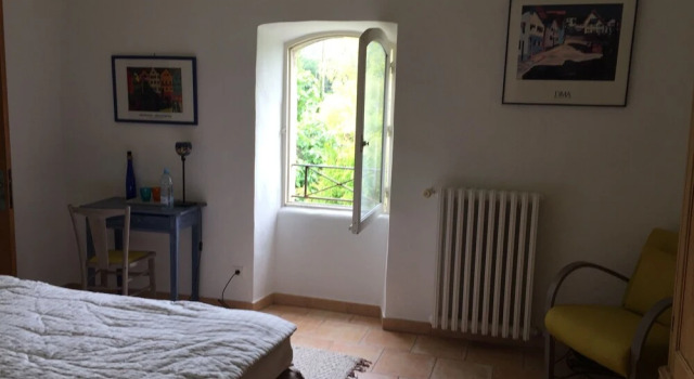 Chambres d'Hôtes et Mas - Les Bouisserettes, Varaa Hotelli Hotellit Oppede pysäköinnillä, Pysäköinti