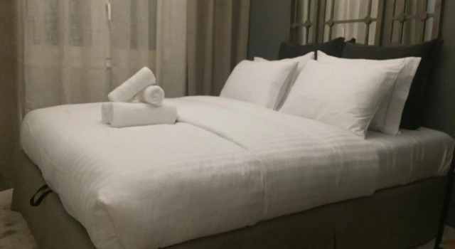 Holiday Home, Rezerwuj Hotel Janina Epir