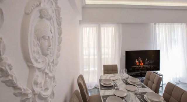 Roomy & Comfortable Apt Near Acropolis by GHH