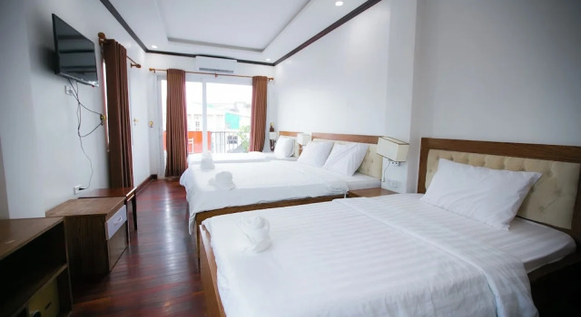 Lüks dört kişilik oda Ruby Riverside Hotel & Hostel