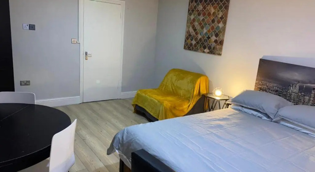 Апартаменты Цокольный этаж Dodi Aparts London, near Stratford close to tube station