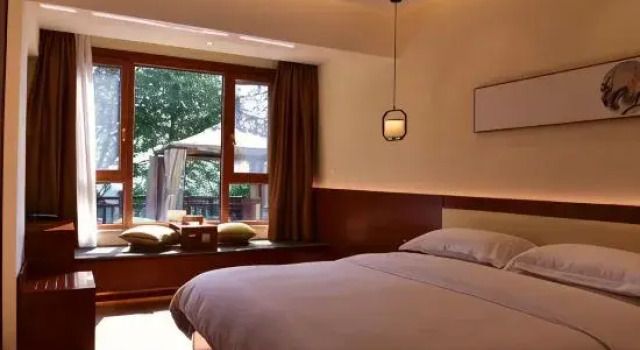 Семейный люкс Mianzhou Hotel