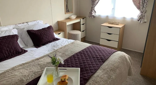Modern, Spacious 2 bedroom caravan - Thorpe Park Haven, Cleethorpes, Boek Hotel Hotels in Merseyside met zwembad, Zwembad