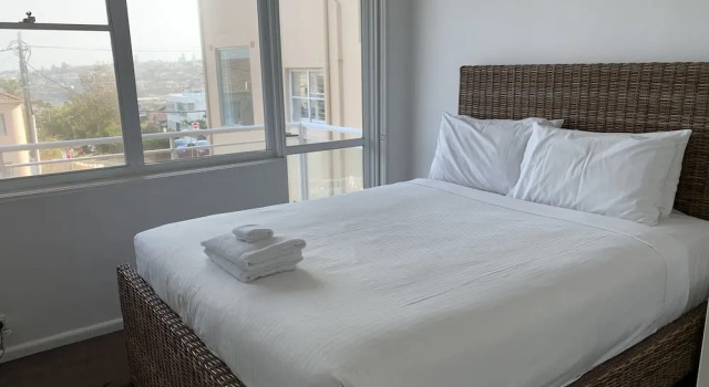 Bondi 2 Bedroom - Bondi and Tamarama Views