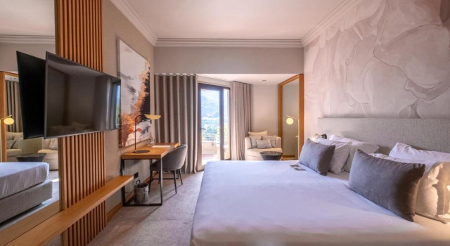 Двухместный номер Superior с видом на горы Cidnay - Hotel & Executive Center