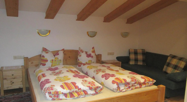 Ferienwohnung Sporer, Rezerwuj Hotel Hotele w Tyrol z parkingiem, Parking