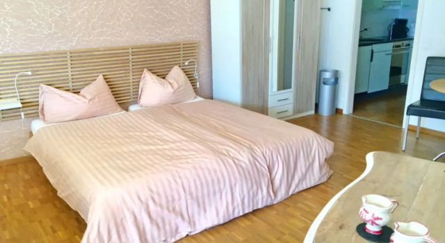 Double Room Classic 9007, Забронировать Отель Отели Аскона с парковкой, рядом с Golfclub Patriziale Ascona, Парковка