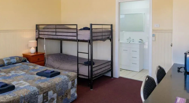 Lithgow Parkside Motor Inn, 예약 호텔 Lithgow Blue Mountains