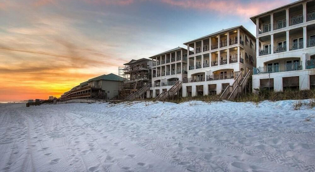 Bella Vizio 5 Bedroom Holiday Home by Five Star Properties