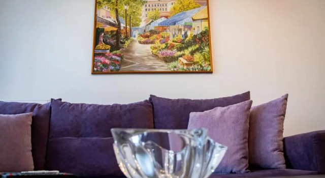 Beautiful flat in superb location, Забронировать Апартаменты/квартира Глифада Афины