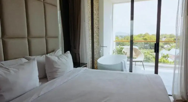 Апартаменты Deluxe c 1 комнатой с балконом Elite Atoll Serviced Apartments Phuket