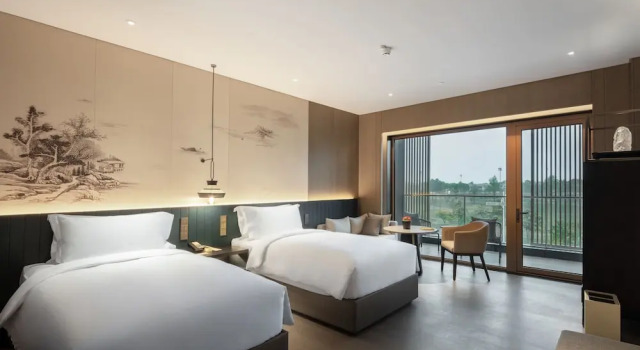 Двухместный номер Standard с балконом Mhub by MGM Nanjing Jiangning