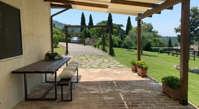 Podere Battegone, Varaa Hotelli Maestrello Umbria