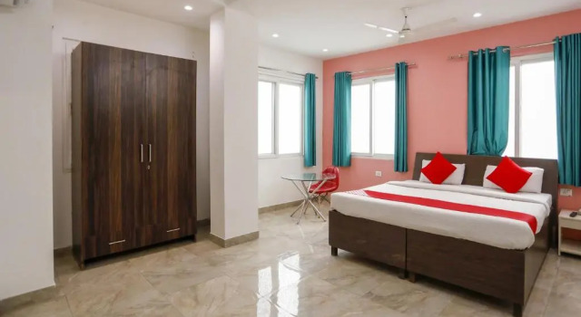OYO Flagship 38527 JSB Hotel, Забронировать Отель Фаридабад штат Харьяна