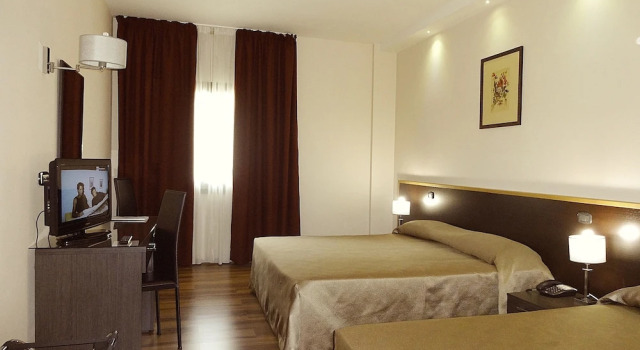 Номер Comfort Forum Palace Hotel
