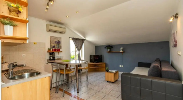 Апартаменты Regina Apartments