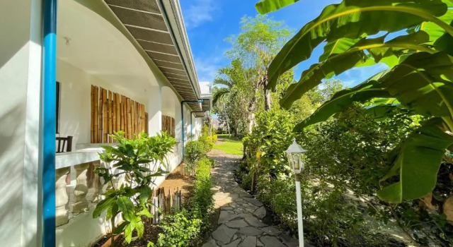 Апартаменты Lapu-Lapu Cottages & Restaurant
