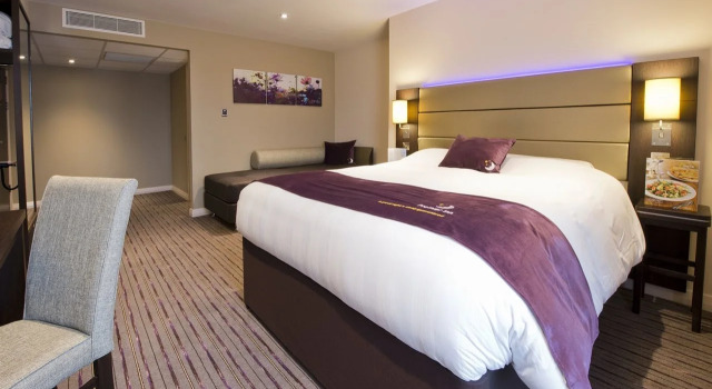 Premier Inn Buxton, Забронировать Отель Отели Англии 3 звезды, 3*
