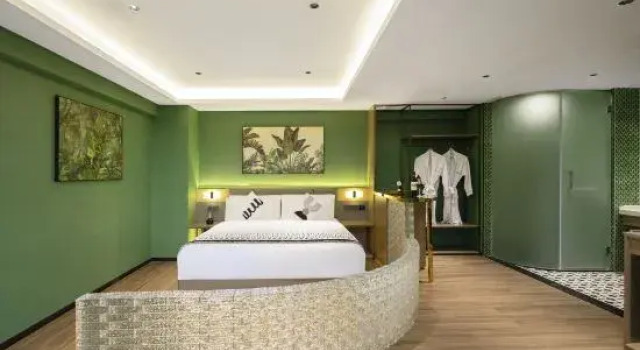 Люкс Huaxi Nalai • Milin Aesthetic Hotel Serene & Luxe (Jinghong Manting Park Riverside Night Market)