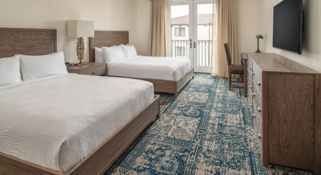 Четырёхместный номер Standard Four Points by Sheraton Santa Cruz Scotts Valley