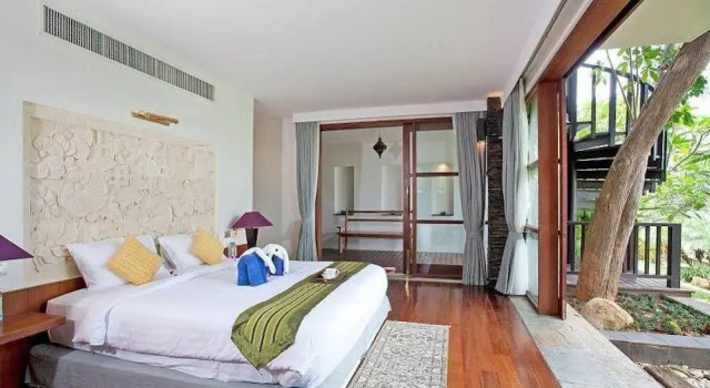 Solymar Villa