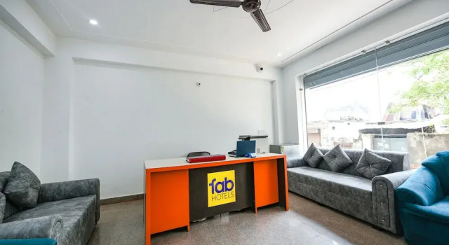 FabHotel The Yashobhumi - Nr Yashobhoomi Convention Centre, Забронировать Отель Отели Нью-Дели с завтраком, Завтраки