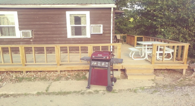 Четырёхместный номер Standard Headwaters Motel