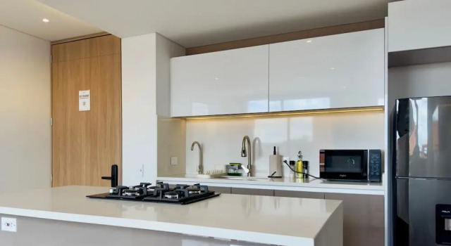 Апартаменты w Striking 2BR w Balcony in Santa Barbara