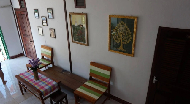 Symoungkoun Guesthouse, Забронировать Отель Отели Луангпхабанг с завтраком, рядом с Wat Ho Xiang, Завтраки