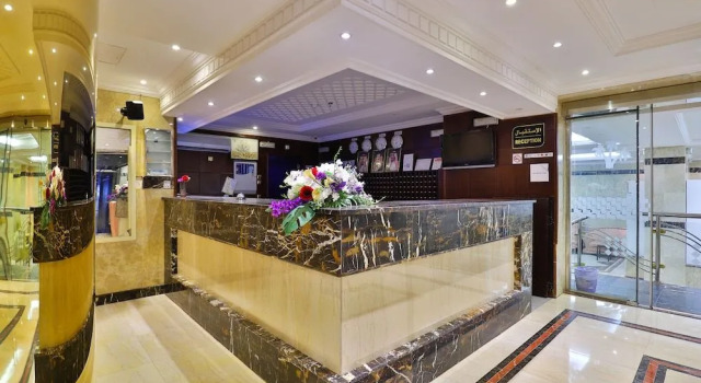 Oyo 425 Hotel Manazil Alfouz, Varaa Hotelli Makkah Al Mukarramah Province Makkah