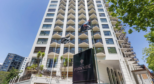 Parkside Hotel & Apartments, Забронировать Апартаменты/квартира Отели Окленда с бассейном, рядом с Central City Library, Бассейн