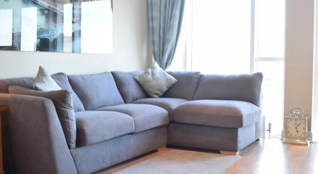 Newly Refurbished Thameside Apartment, Varaa Huoneisto Asunnot kohteessa Merseyside, Huoneisto
