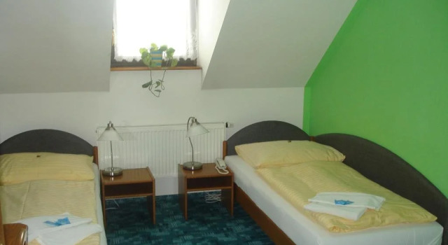 Hotel u Crlíků, Reserva ahora Hotel Tetčice Región de Moravia Meridional