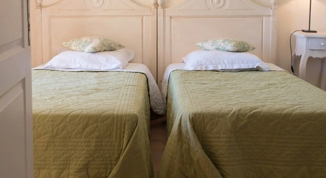 Le Claux du Puits by Ateya Vacances, Rezerwuj Hotel Hotele w Owernia z parkingiem, Parking