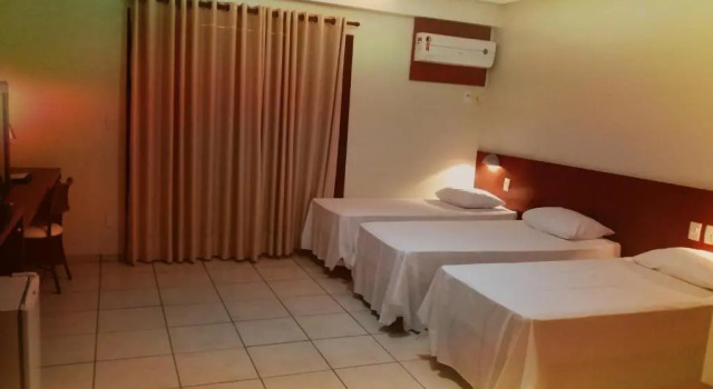 Трёхместный номер Deluxe с балконом Hotel Thermas Bonsucesso