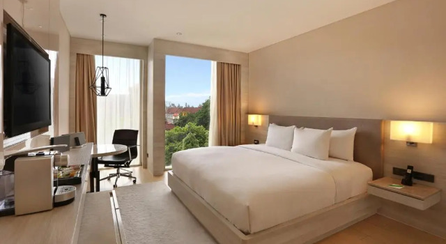 Двухместный номер Deluxe The Stones Hotel - Legian Bali, Autograph Collection by Marriott