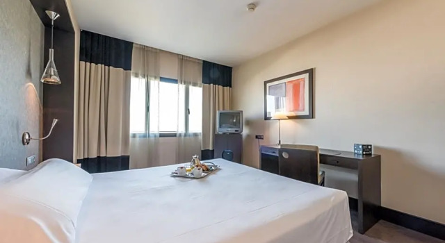 Номер Standard Hotel Mercader