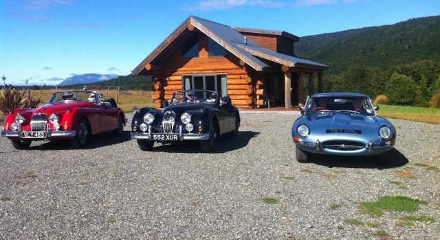 The Hollows Luxury Log Cabin