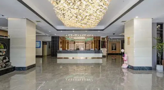 Intime Hotel (Panzhihua College Wanda Plaza)