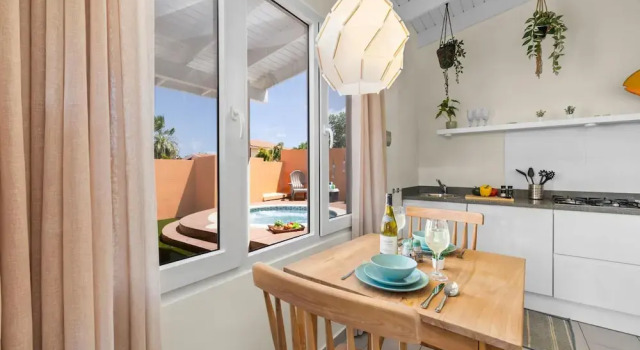 NEW 1BR Apartment Private Pool