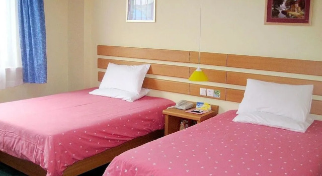 Home Inn, Varaa Hotelli Xuhui 