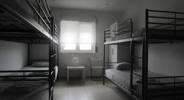 Кровать в общем номере Zambeachouse - Hostel Paradise