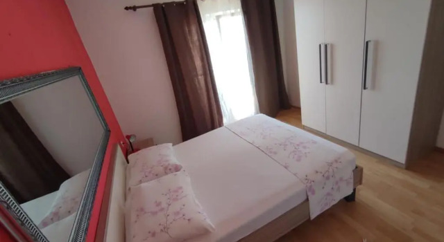 Семейные апартаменты с балконом и с видом на море Apartments Laus