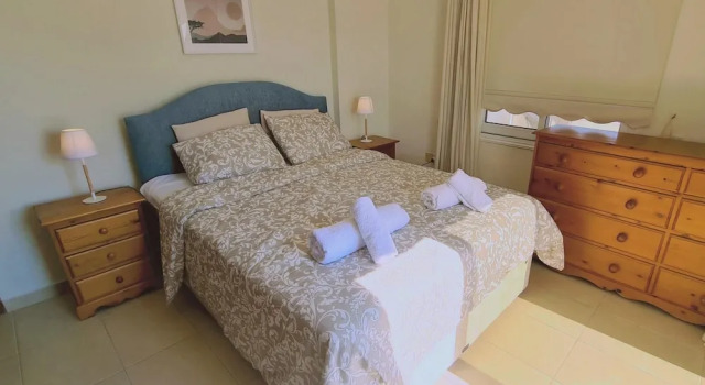 61 VOR - Sunny Palms, Book Apartment Hotels in Larnaca Region with Parking, Parking