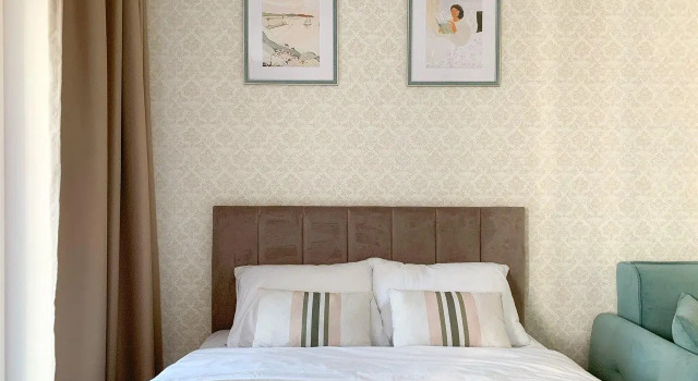 Сomfortable studio in the Academ, Boek Appartement Kalininsky district 