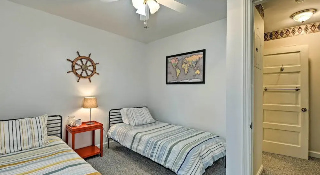 'isle Have Another' - 1 Block to Colonial Beach!, Buchen Sie Hotel Colonial Beach Virginia